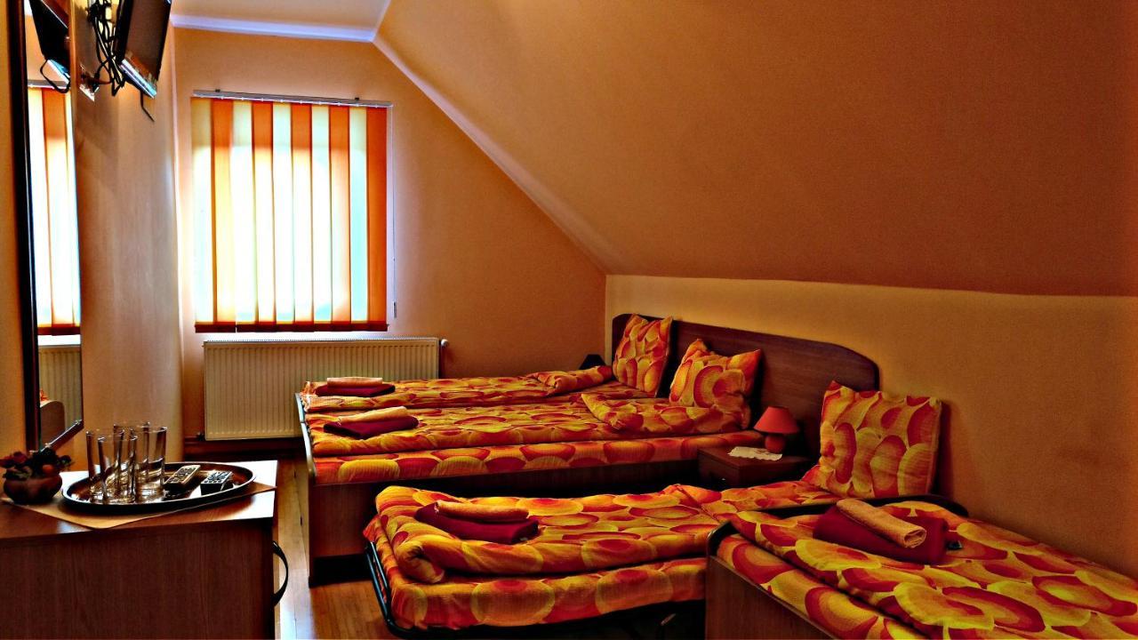 Picnic Panzio Bed & Breakfast Lunca de Sus Exterior photo